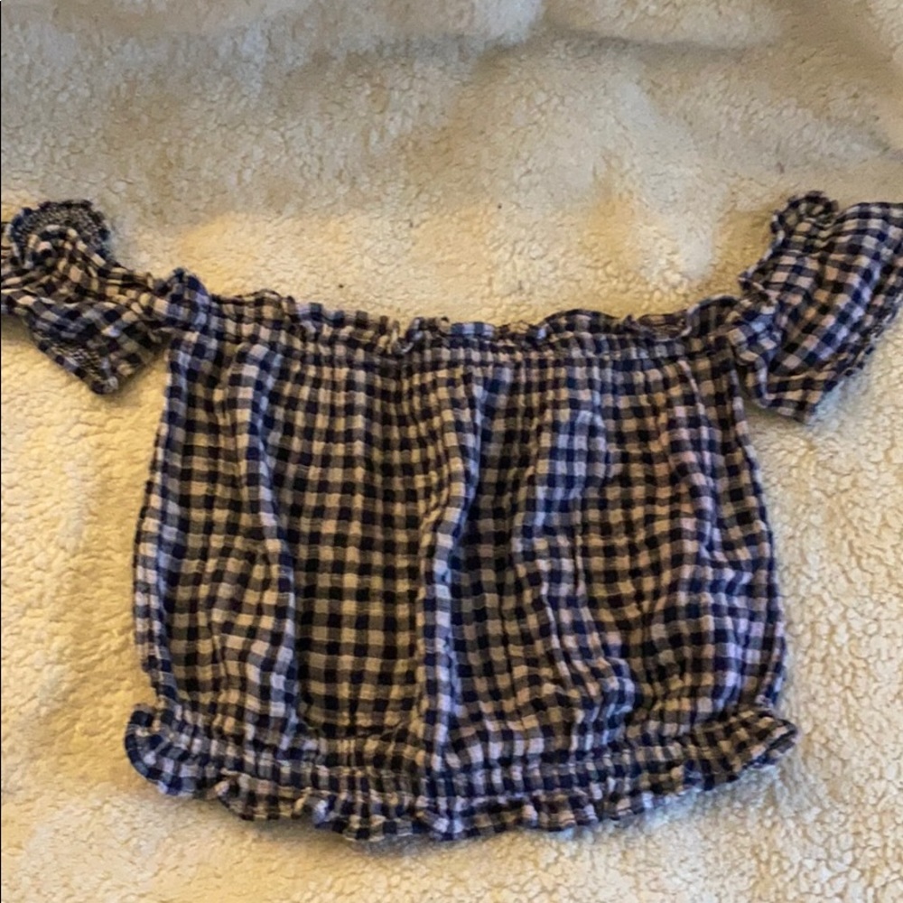 American Eagle top